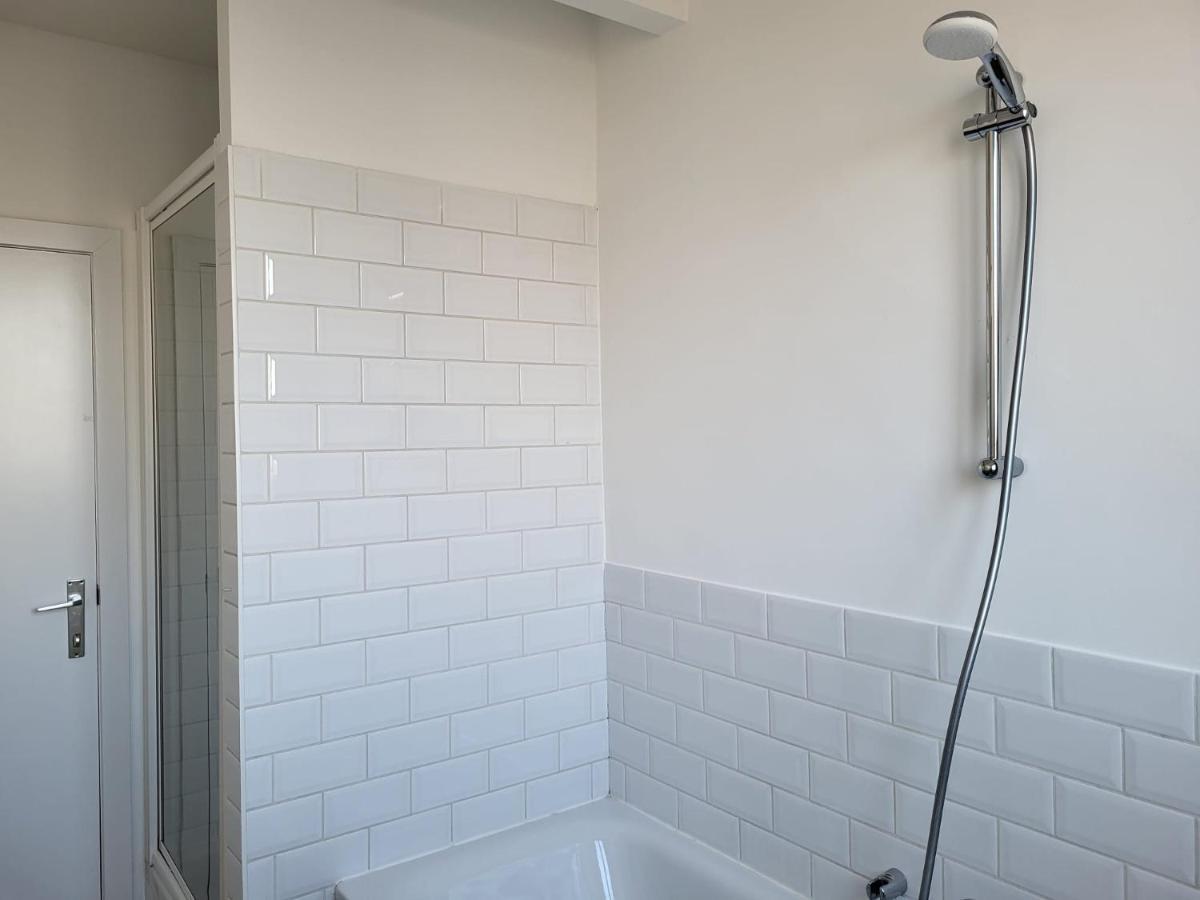 Brussels Bed & Blockchain Private Rooms With Shared Bathroom Exteriér fotografie
