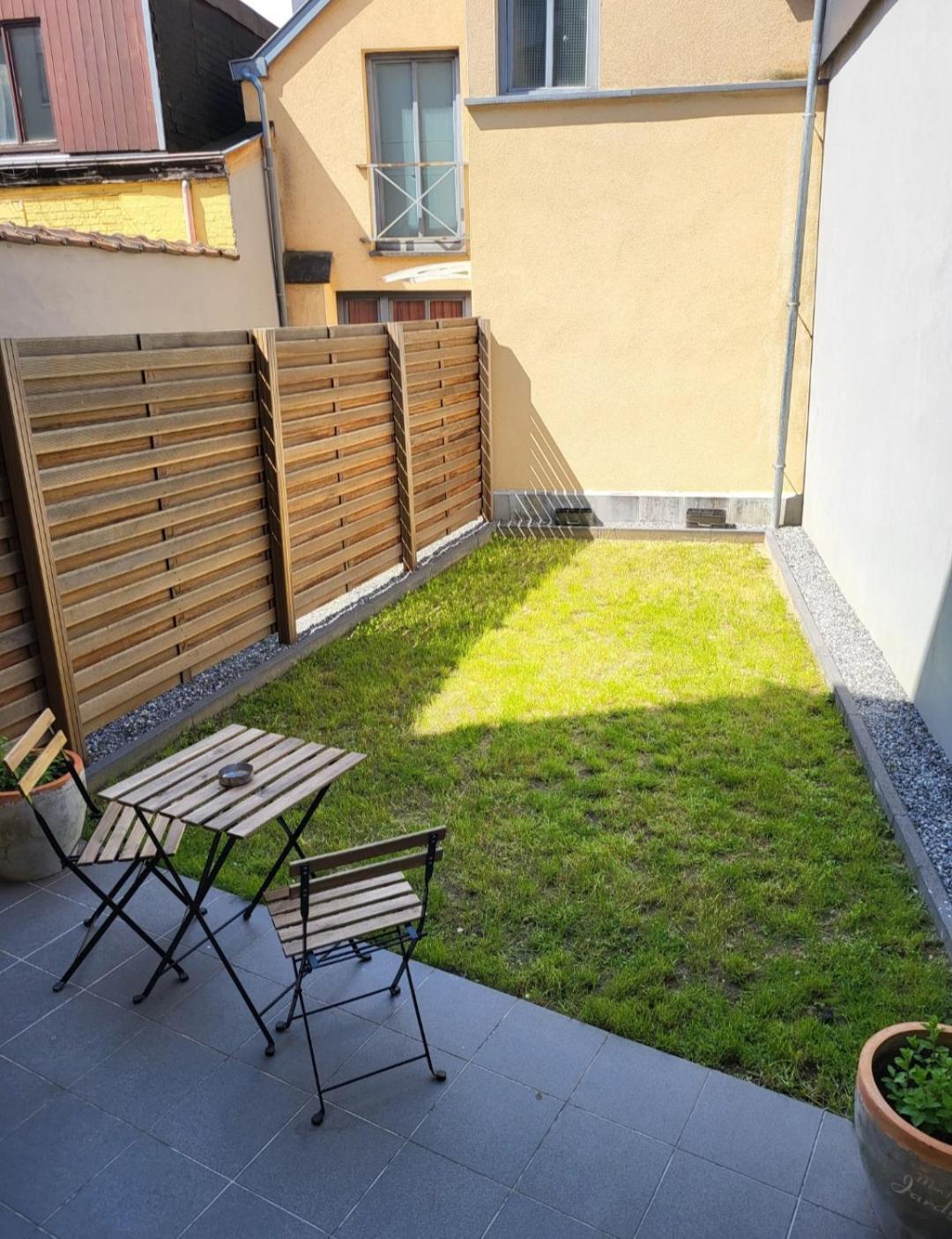 Brussels Bed & Blockchain Private Rooms With Shared Bathroom Exteriér fotografie