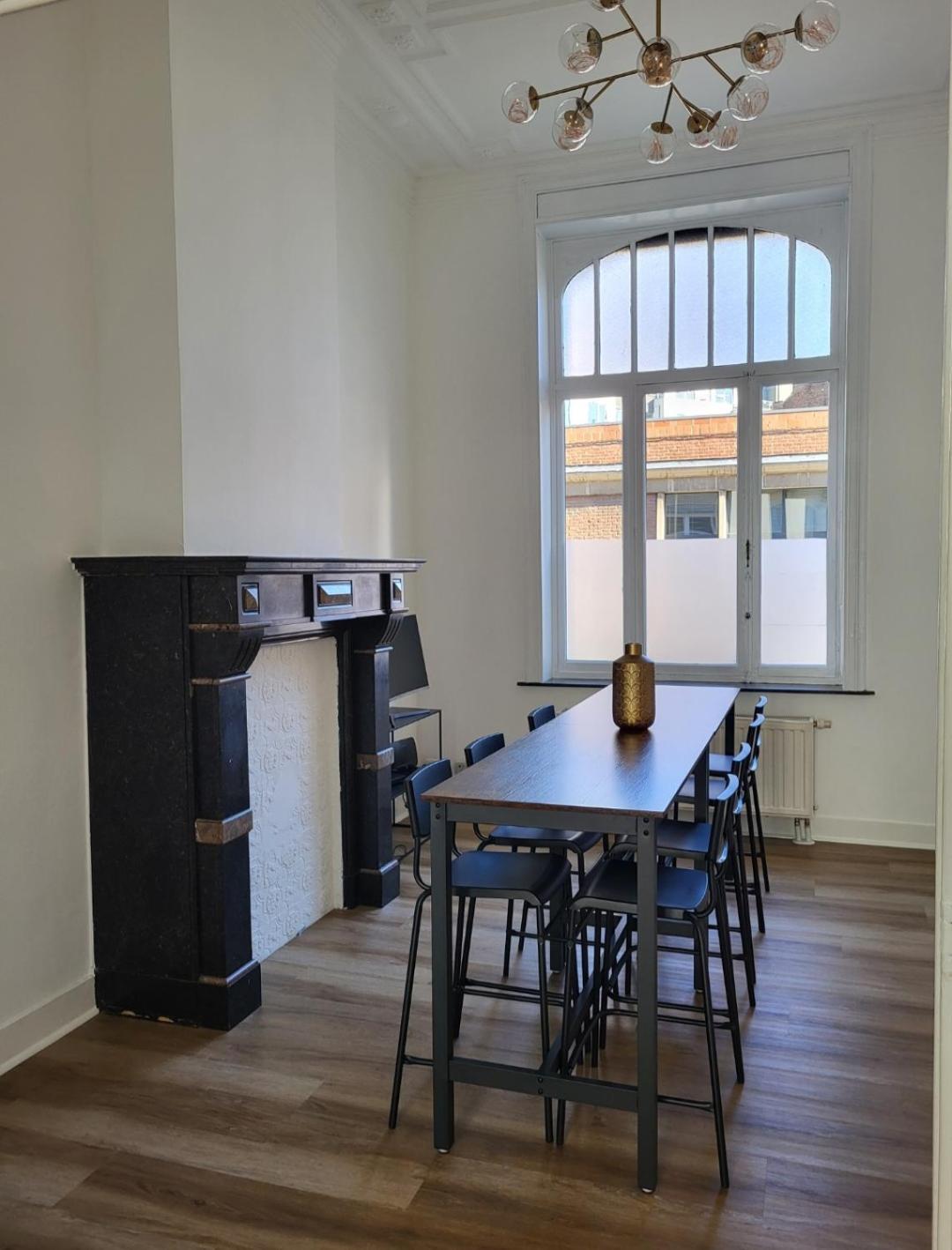 Brussels Bed & Blockchain Private Rooms With Shared Bathroom Exteriér fotografie