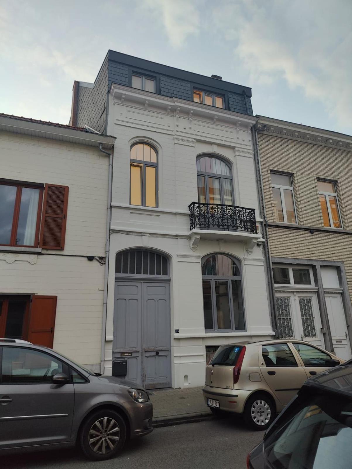 Brussels Bed & Blockchain Private Rooms With Shared Bathroom Exteriér fotografie